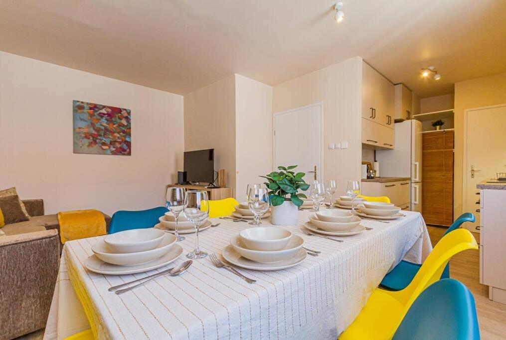 Roomy Apartment 80Sqm At City Center Free Parking Space, Ac & Balcony Budapest Exterior foto